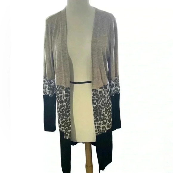 Daytrip Long open front cardigan sweater great condition color Tan Leapord Black - Picture 2 of 7